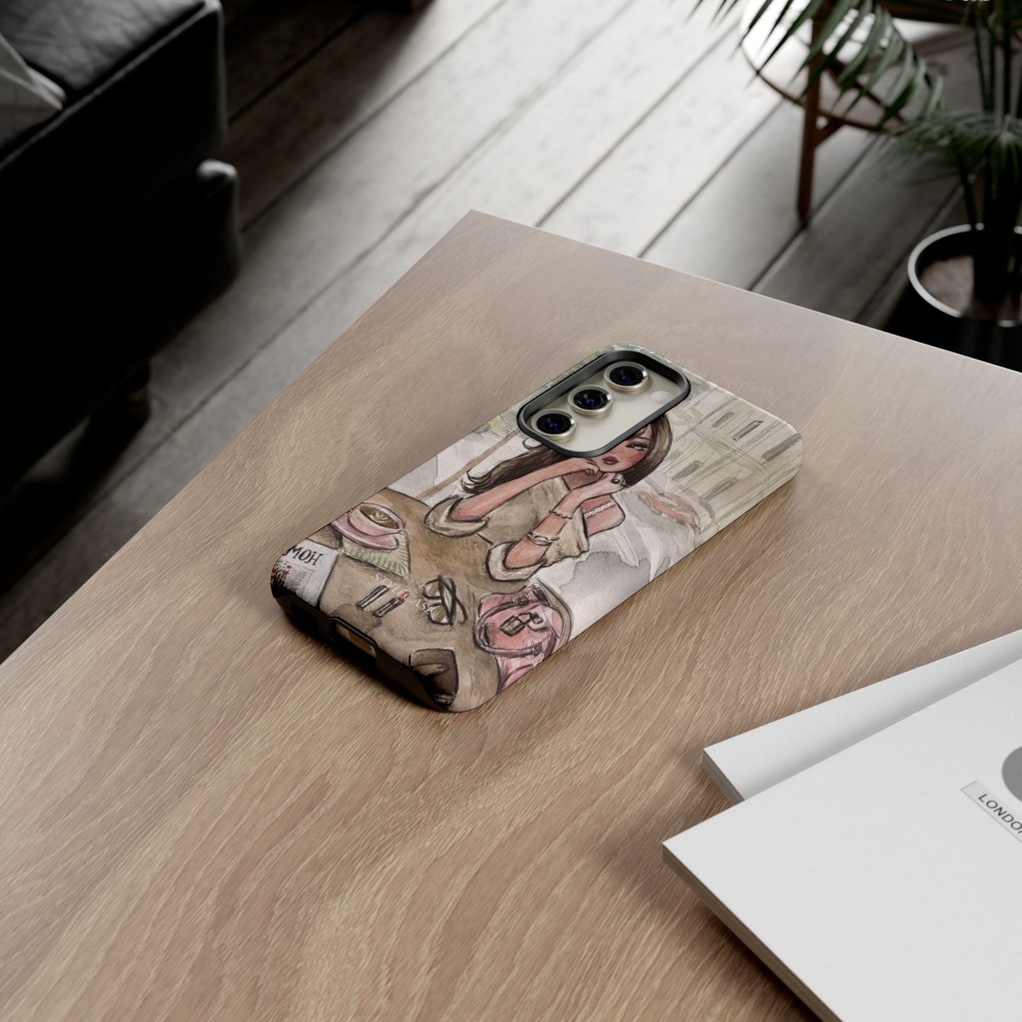 Chic Girl Café Phone Case — Cute Samsung & Iphone Cover