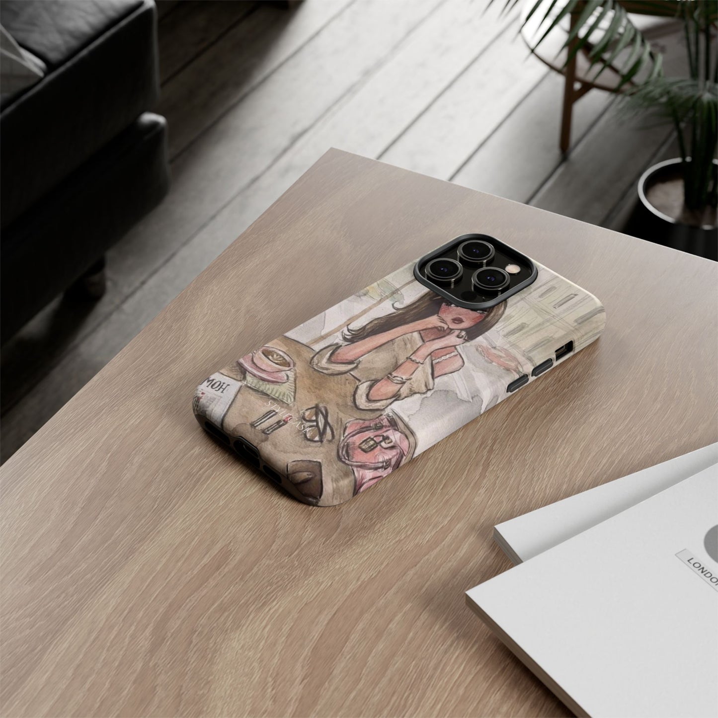 Chic Girl Café Phone Case — Cute Samsung & Iphone Cover